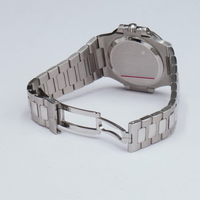 Patek Philippe Nautilus 3800/1A Image 6